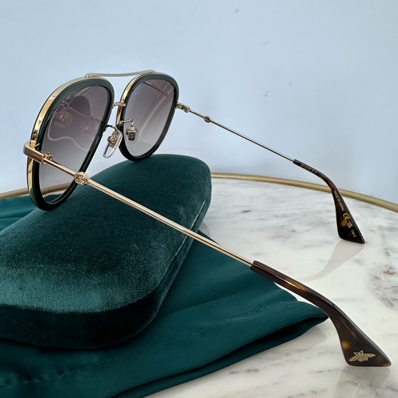 New! Authentic Gucci Aviator Sunglasses - Picture 7 of 13